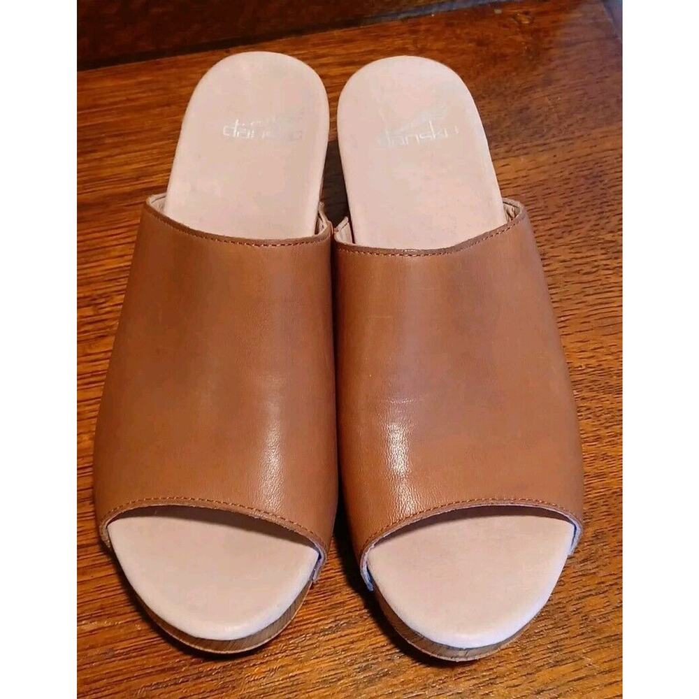 Dansko Giana Sandals Size 39 Brown